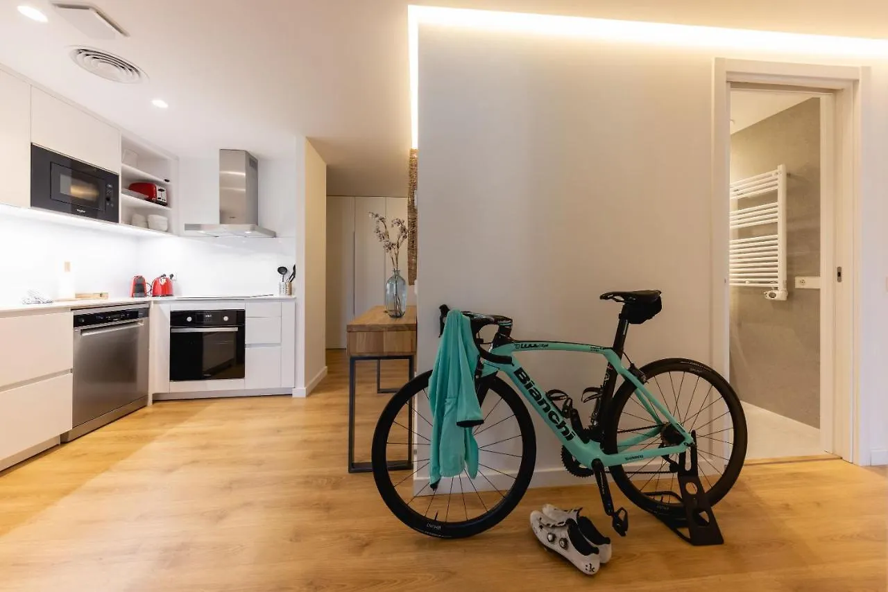 Bravissimo Tarla, 2-Bedroom Apartment 지로나
