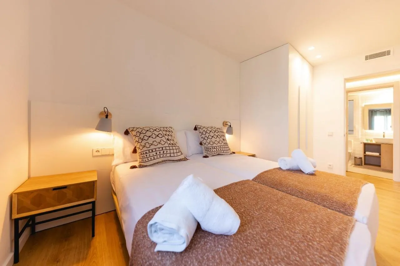 Bravissimo Tarla, 2-Bedroom Apartment 지로나